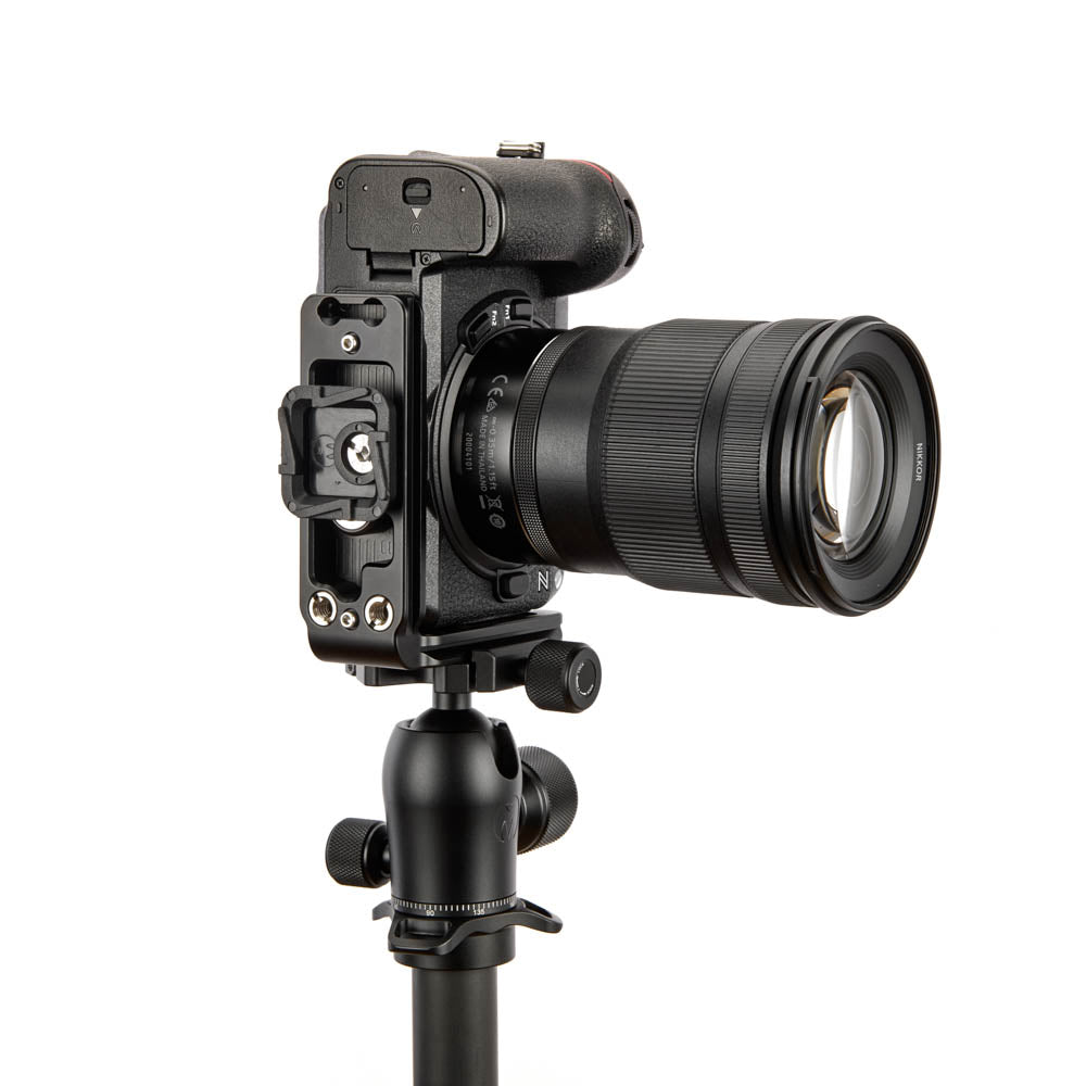 3-legged-thing-zadie-l-winkel-nikon-z6-iii-darkness image 5