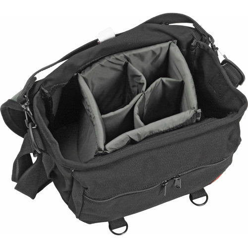 domke-f-6-little-bit-smaller-schultertasche-schwarz-canvas image 2