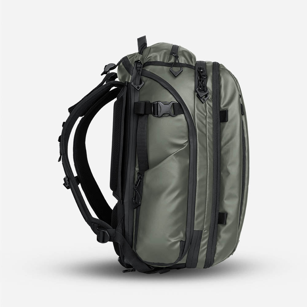 wandrd-transit-travel-backpack-35l-rucksack-wasatch-green image 7