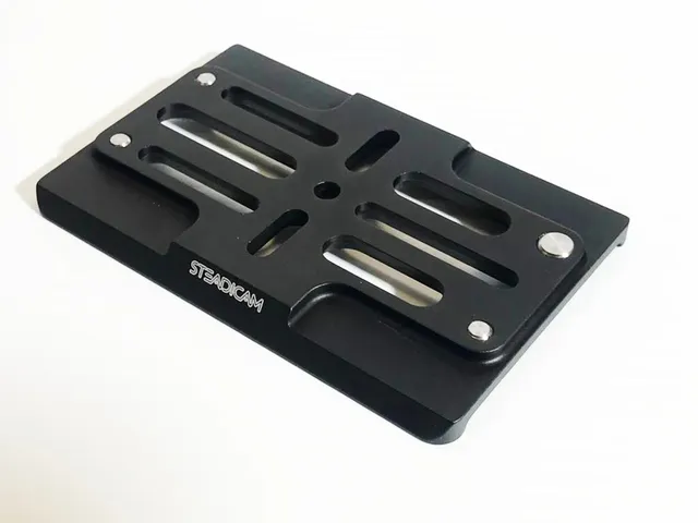 steadicam-short-dovetail-platte-m-1-aus-aluminium-f-r-kamera-befestigung image 1