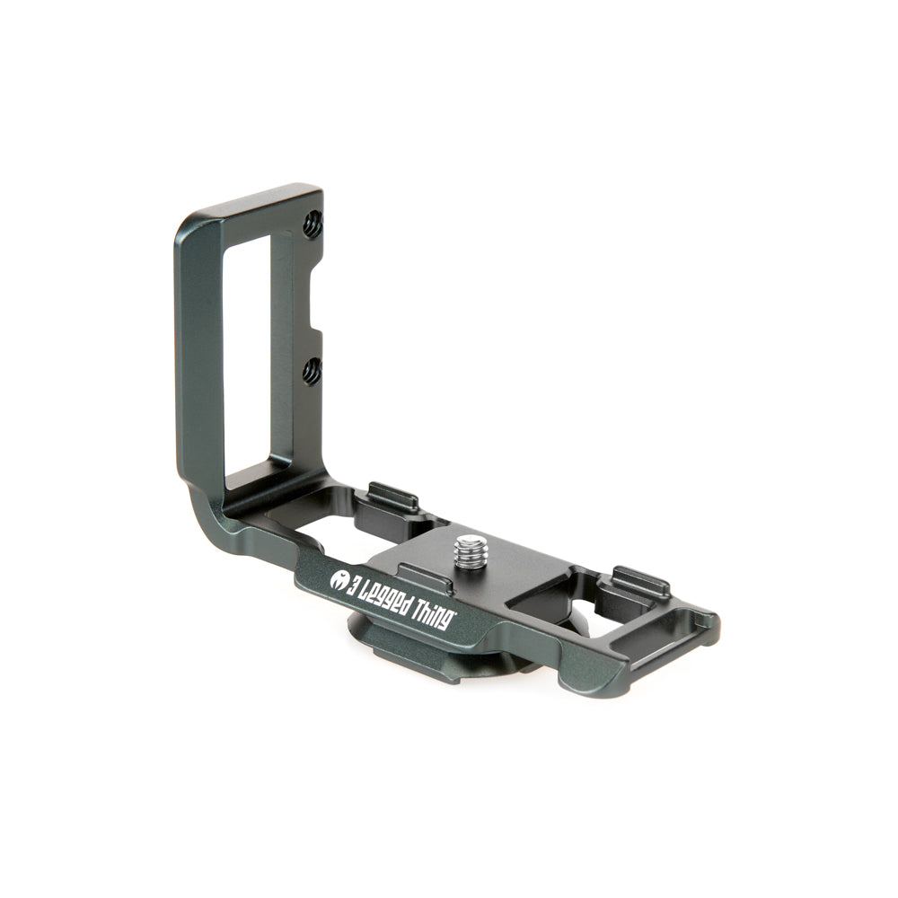3-legged-thing-zayla-l-winkel-nikon-z50-arca-swiss image 3