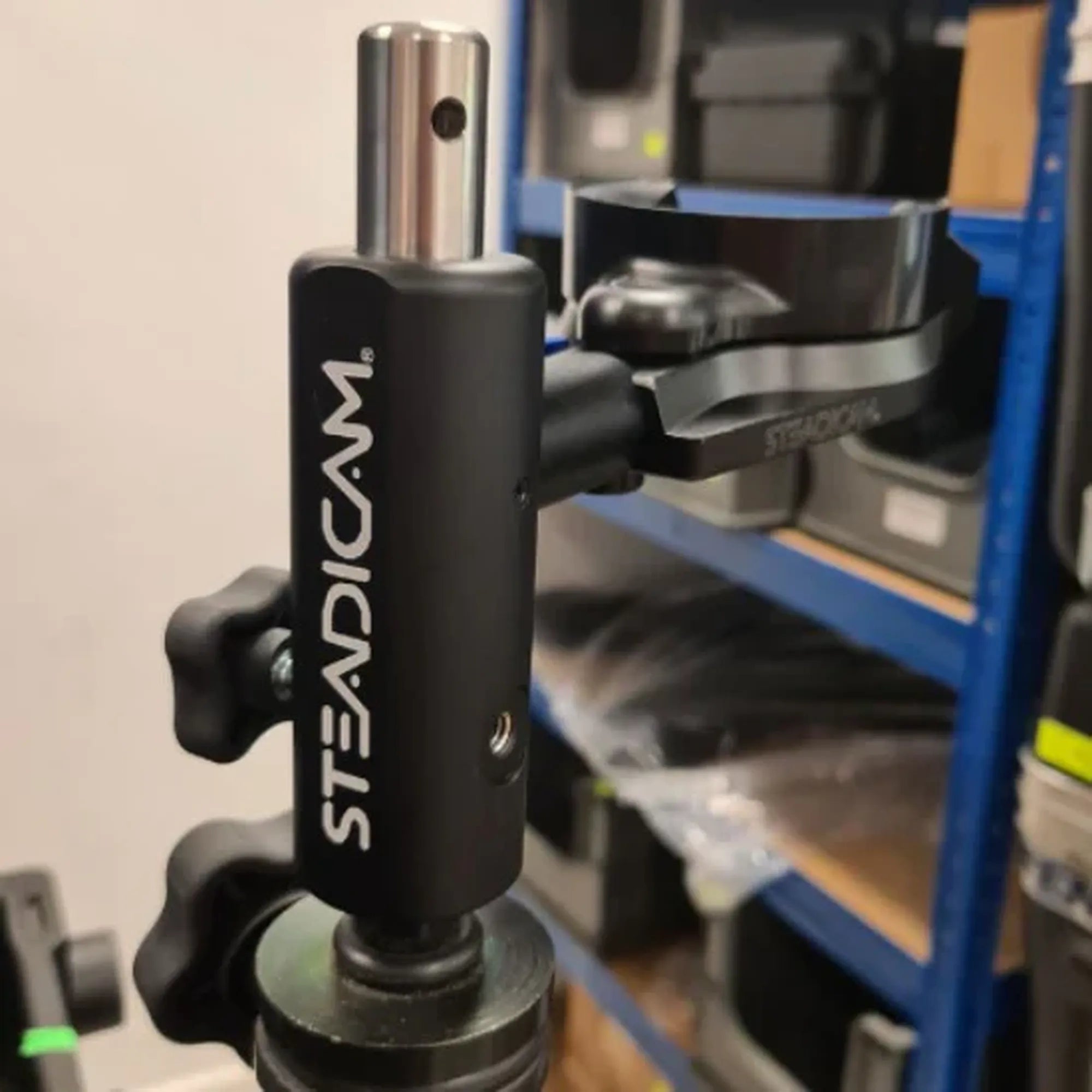 steadicam-mini-dock-m-serie-gimbal-halterung-pins image 4