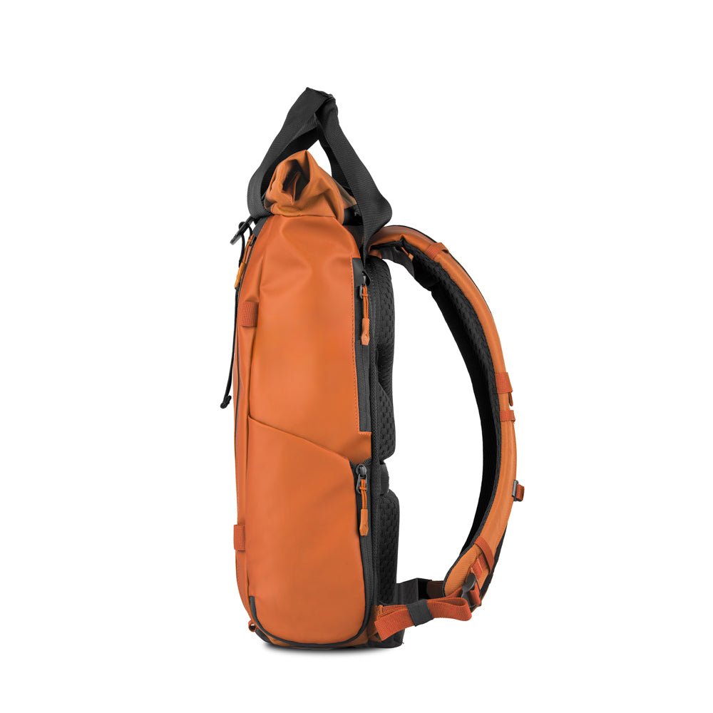 wandrd-prvke-edc-rucksack-schwarz-mit-laptopfach image 8