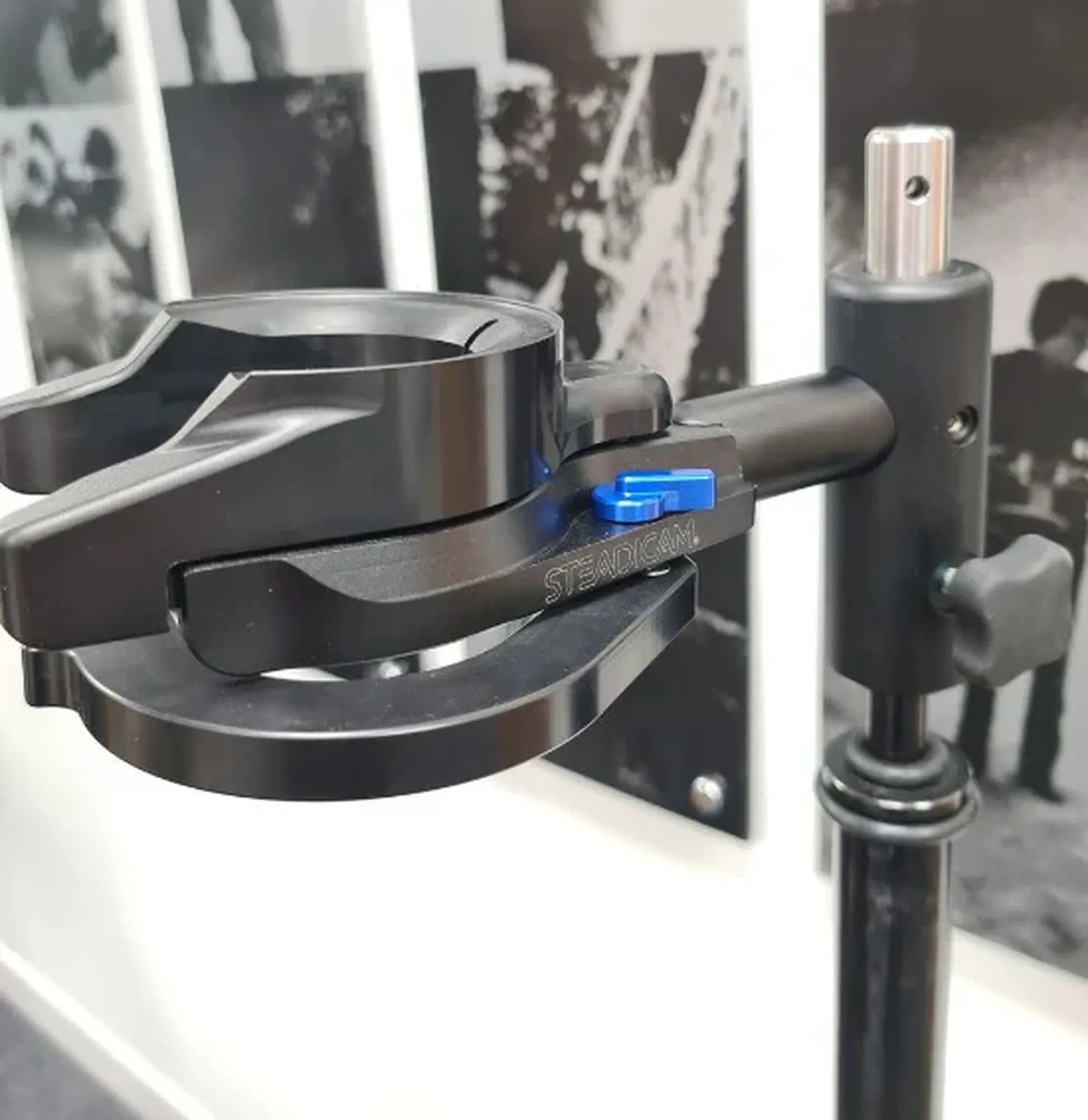 steadicam-mini-dock-m-serie-gimbal-halterung-pins image 1