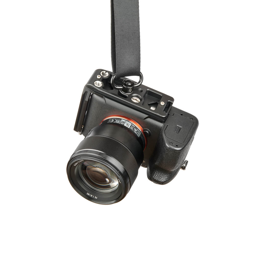 3-legged-thing-arnie-qd-l-winkel-sony-a7-darkness-arca-swiss image 8