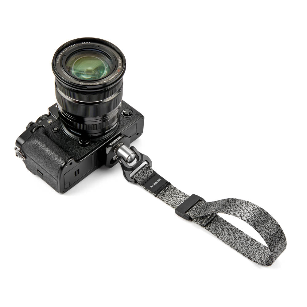 3-legged-thing-axis-pulse-handschlaufe-obsidian-nylon image 6